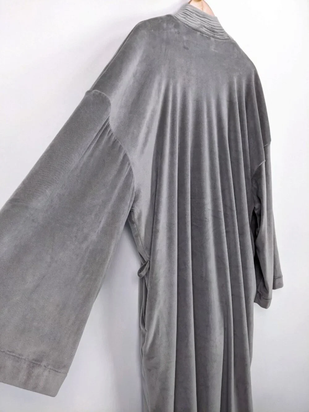 SKIMS Gray Soft Velour Fleece Wrap Robe Lounge Wear Size M